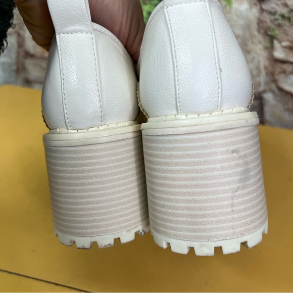 MIA Off-White Oxford Platform Loafers, 8M - Picture 10 of 13